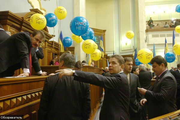 "Регионалам" нужна одна подпись