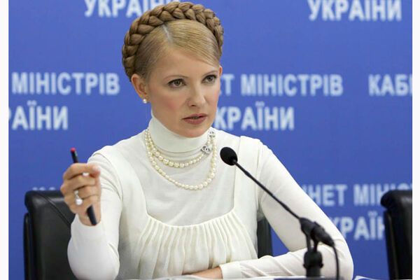 Премьер «гонит» Ющенко в Россию?