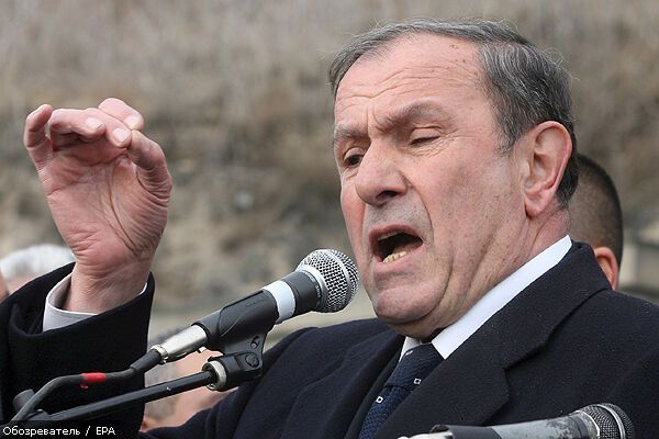 События в Армении пошли по грузинскому сценарию