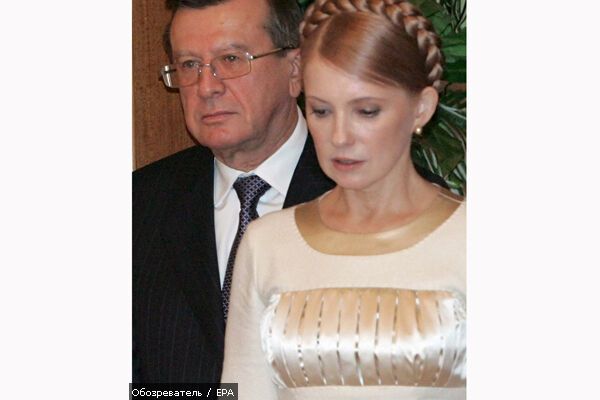 Тимошенко явилась к Путину в свадебном платье?