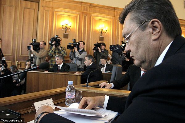 Янукович пішов на компроміс