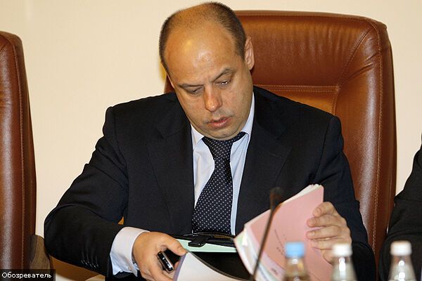 "Газпром" получит все и сразу