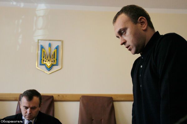 Шкіра - до суду, Яценюк - "по бабам"!