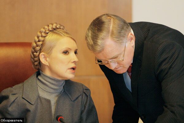 Кабмин пообещал сдерживать цены