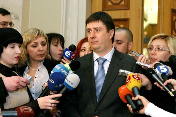«Оранжевые» хотят вернуться в 2002 год