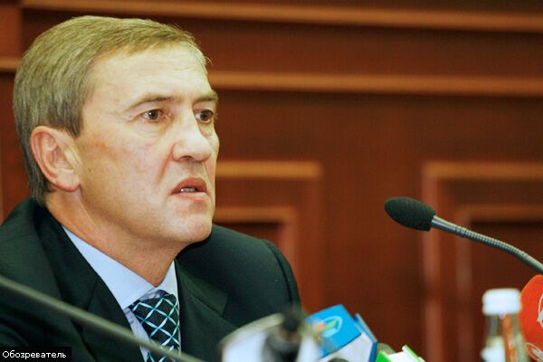 "Космос" затмил Януковича