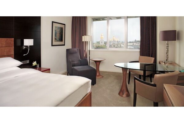 Дорогі задоволення української еліти