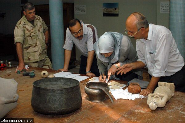 "Аль-Каїда" заробляє на кордонах культурних цінностях