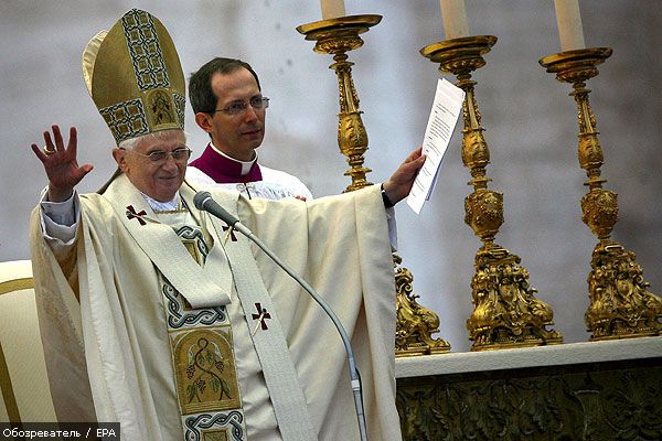 Католики всього світу святкують Великдень