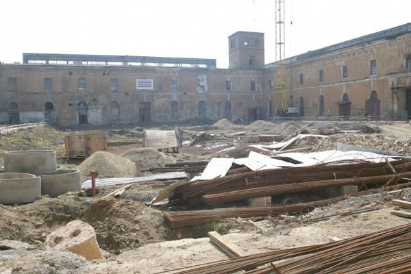 Ющенко узявсь за сокиру Задля мистецтва