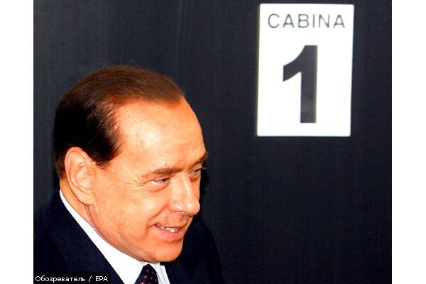 Сильвио Берлускони выигрывает выборы в Италии