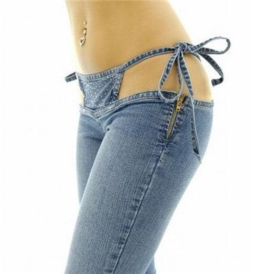 Стринг-джинси. Новий писк жіночої моди. Купуйте такі?