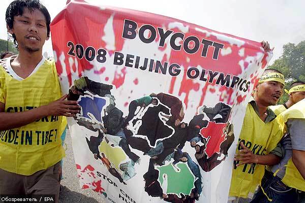 Естафета олімпійського вогню перетворилася на спецоперацію