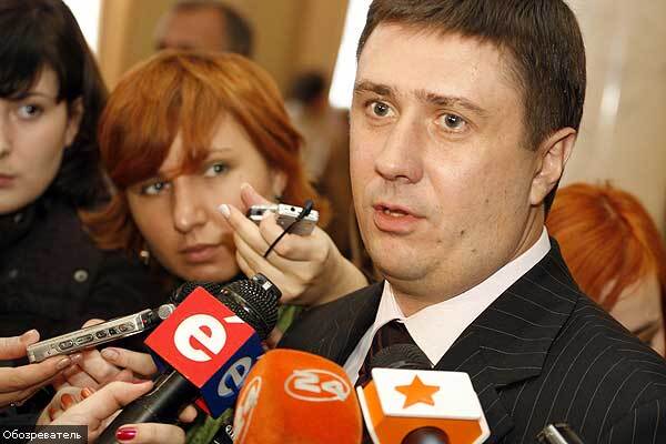 НУ-НС звинуватив прем'єра в розколі країни