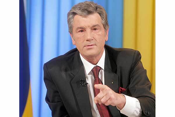 Ющенко знову судиться з урядом