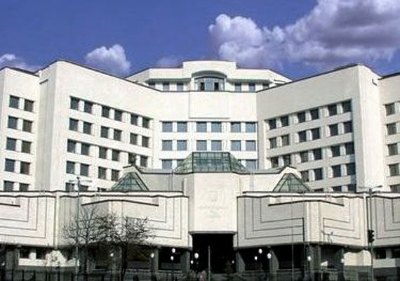С Ющенко начал разбираться закрытый суд