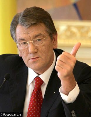 Ющенко популяризує НАТО мільйонами