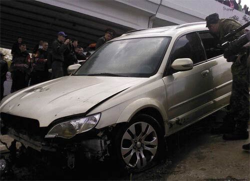 На Русановске затонул автомобиль