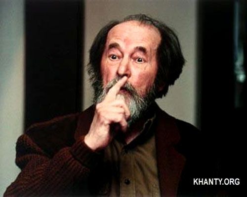 Солженицын борется с болезнью, продолжая работать