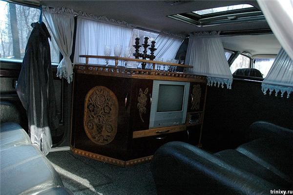 БIЛ 2005 - первый самодельный украинский лимузин 
