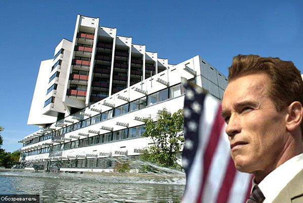 Шварценеггер став жертвою медичного "шпигунства"