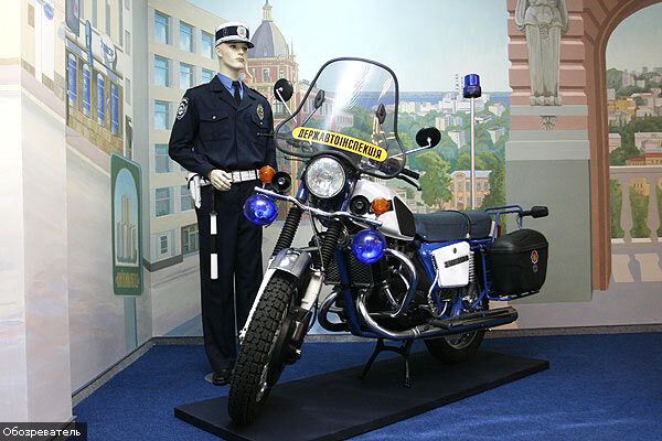 МВС відкрило свої двері
