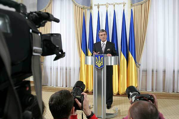 Президент у позорного столба 