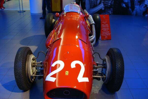 Музей Ferarri в Маранелло (фото)