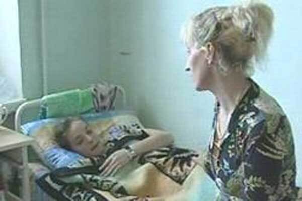 Українські школярки знову відзначилися звірствами на відео