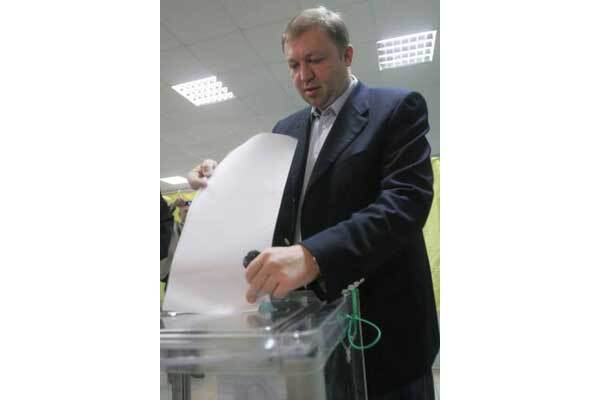 Выборы мэра Киева: первая попытка "карусели" провалилась