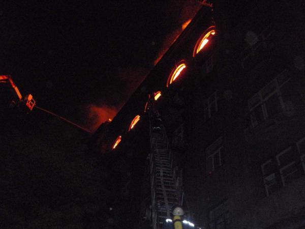 В центре Киева горел жилой дом