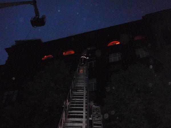 В центре Киева горел жилой дом