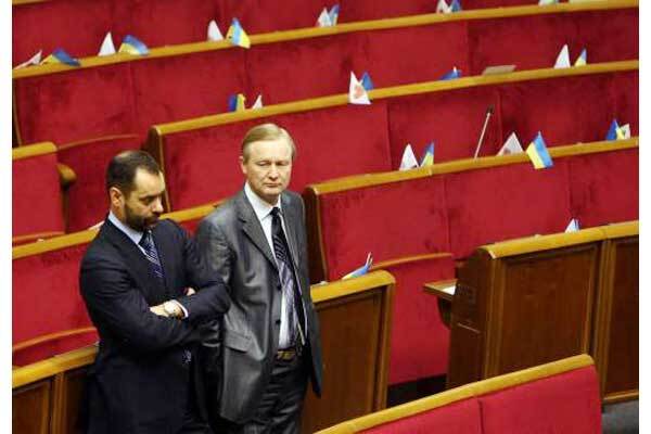 "Єдиний центр" не реагує на "сателіти Тимошенко"