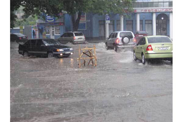 Симферополь утонул в дождевых водах
