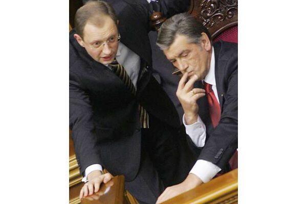 Яценюк "похоронил" инициативу Ющенко