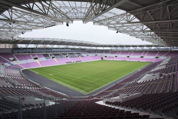 Стадион "Стад-де-Женев" (Женева)