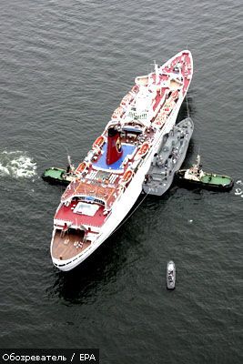 Украинцев эвакуировали с судна Mona Lisa