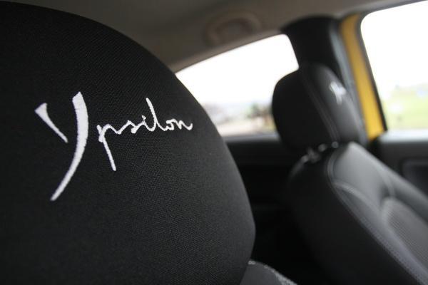 Малышка от кутюр  - Lancia Ypsilon