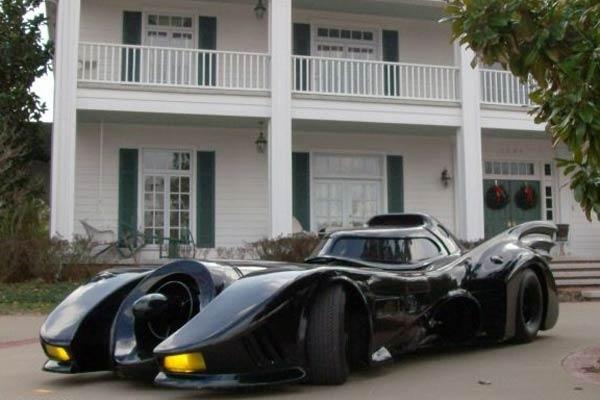 Автомобиль Бэтмана можно купить за $500 тыс.