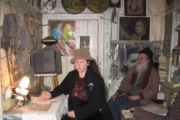 Супруги из Макеевки 16 лет игнорируют мир людей