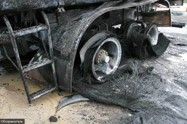 У Києві біля автозаправки вибухнув бензовоз