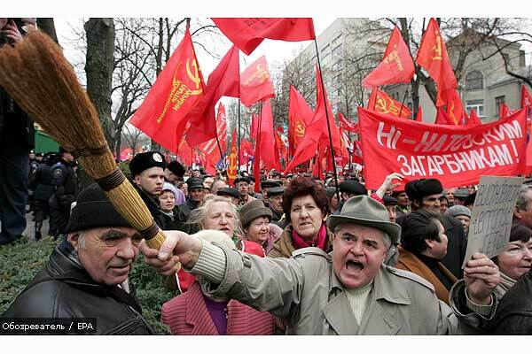Коммунисты заблокировали конференцию по НАТО