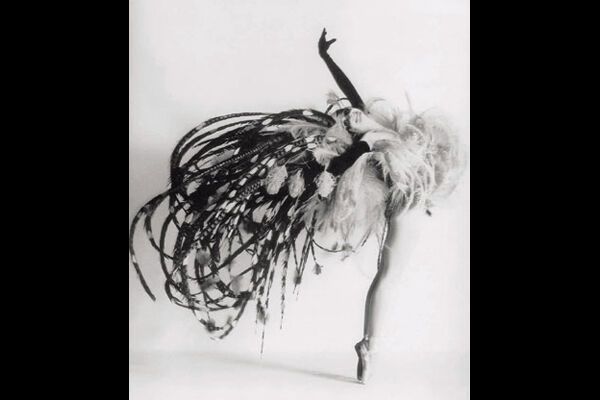 Скончался Ив Сен-Лоран