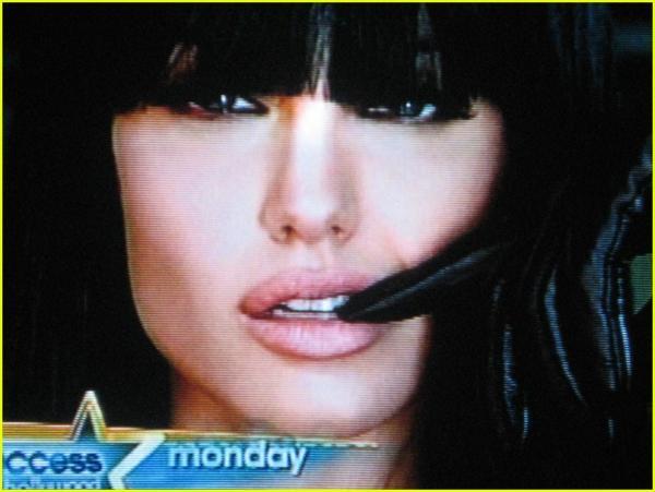 Анджелина Джоли снялась для июльского Vanity Fair