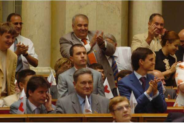 Суд "похоронит" правящую коалицию