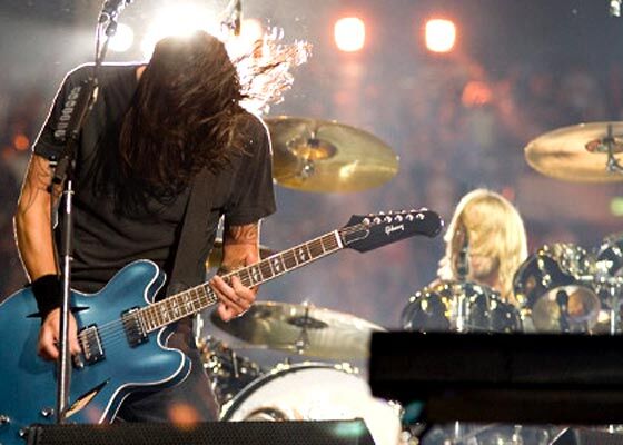 Led Zeppelin выступили с Foo Fighters
