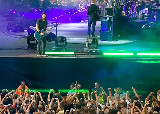 Led Zeppelin выступили с Foo Fighters