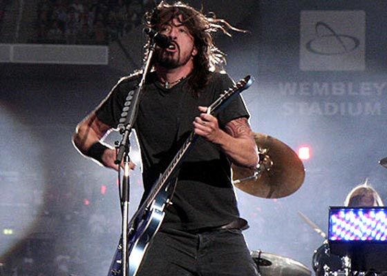Led Zeppelin выступили с Foo Fighters
