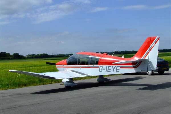 Підлітки розбилися на літаку у Франції 