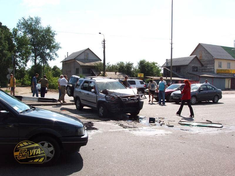 Дедуля на велосипеде устроил погром на скоростной трассе